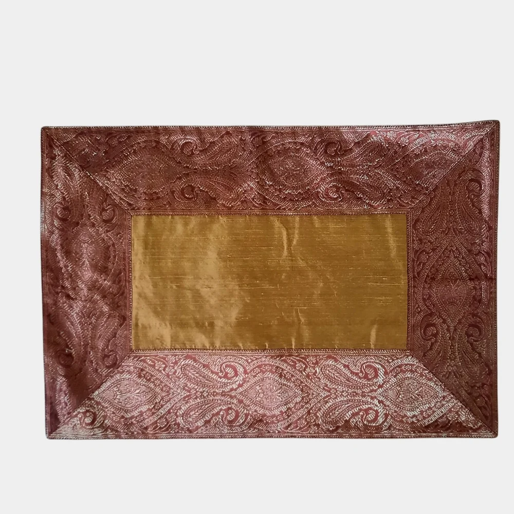 Vtg CRATE&BARREL Florentine Place Mats 4pcs Silk/Brocade Tan/Wine/Metallic